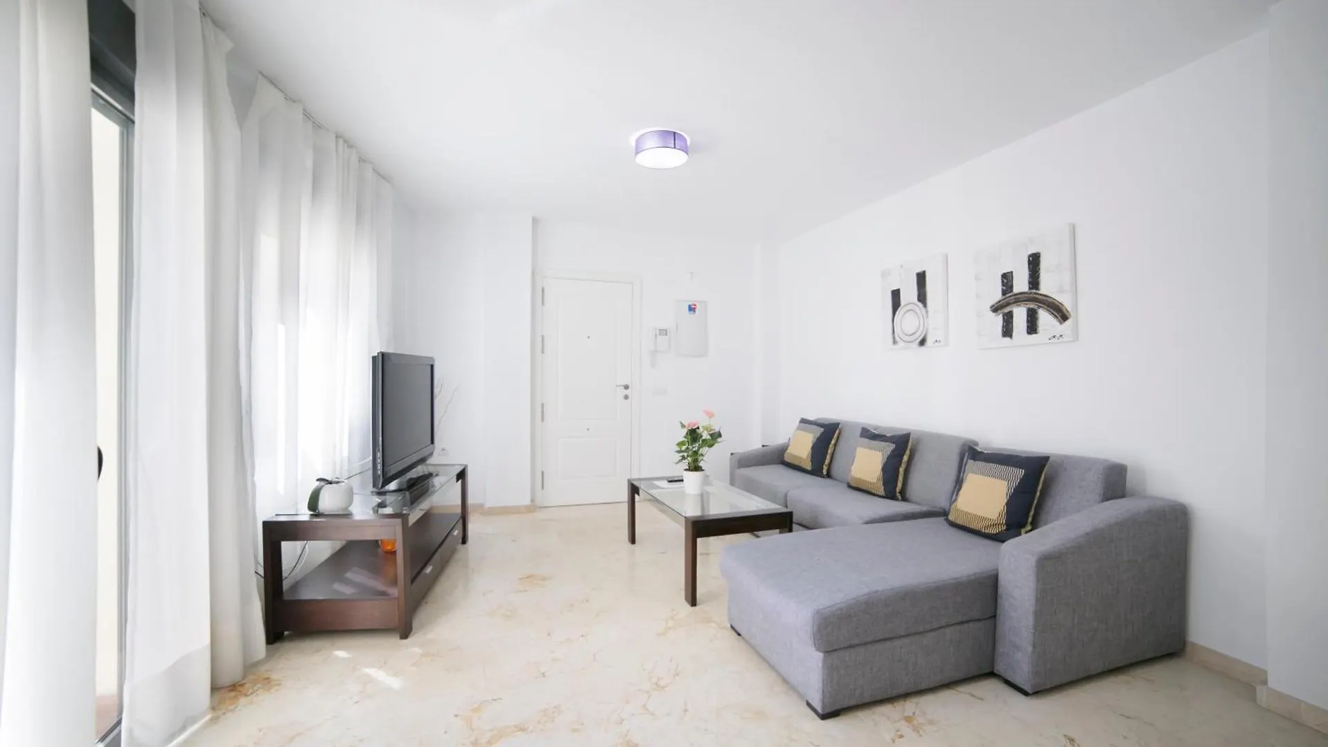 Apartment Apartamentos Salamanca Malaga